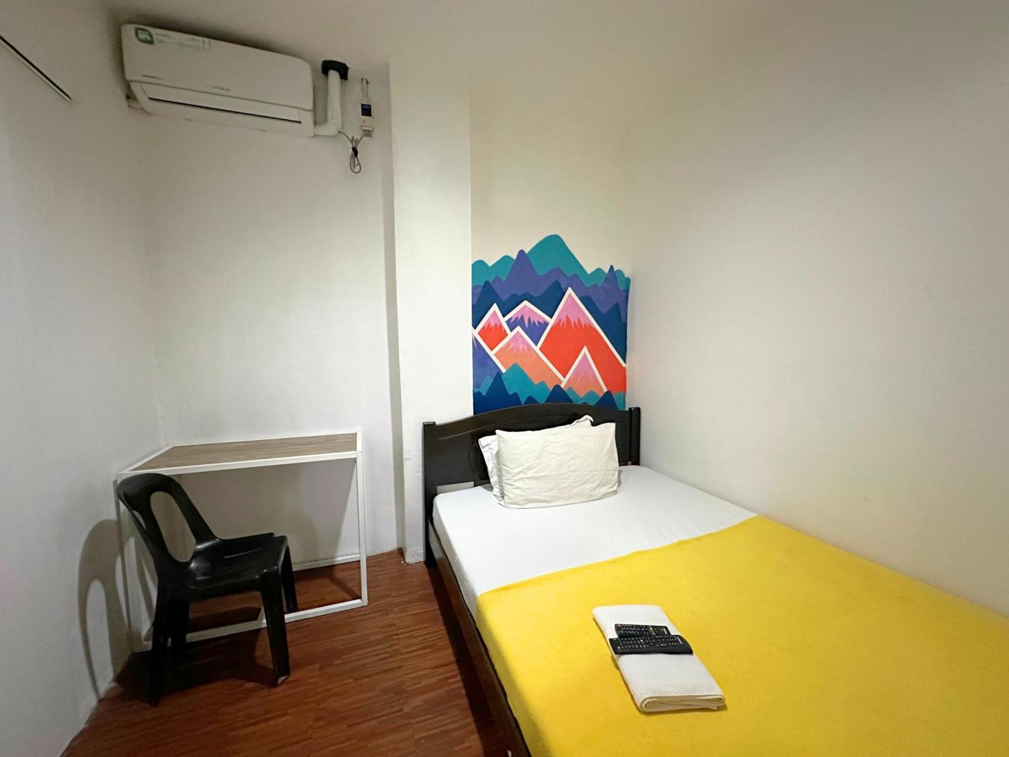 Dormitelsph Espana Manila Dış mekan fotoğraf