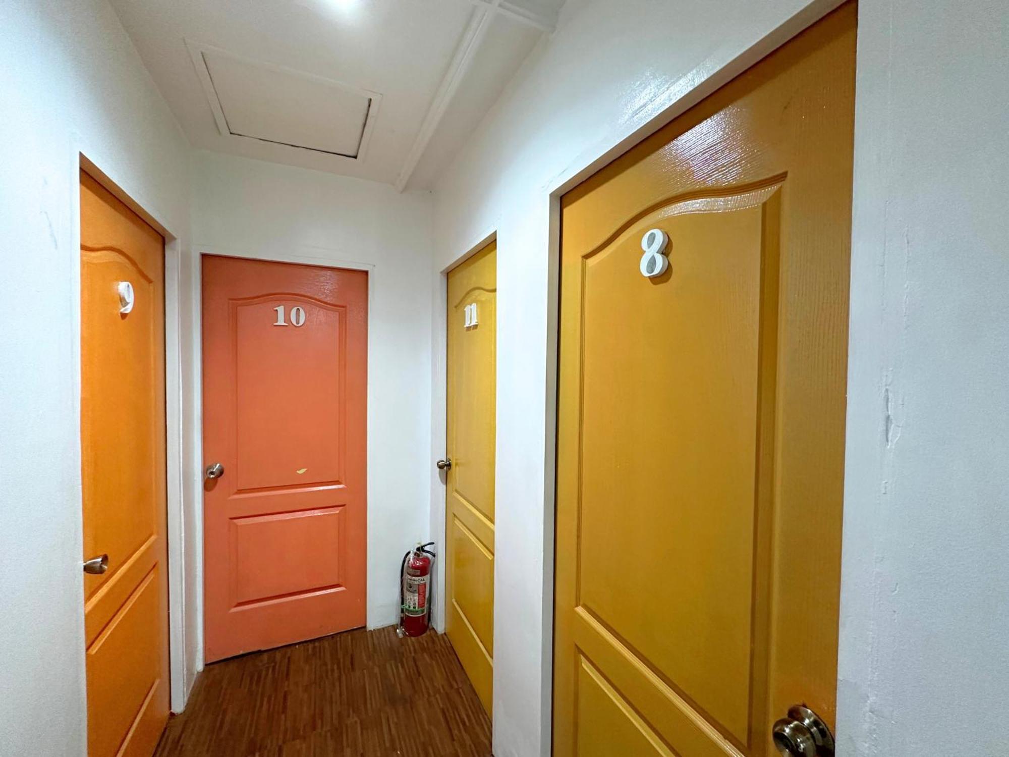 Dormitelsph Espana Manila Dış mekan fotoğraf