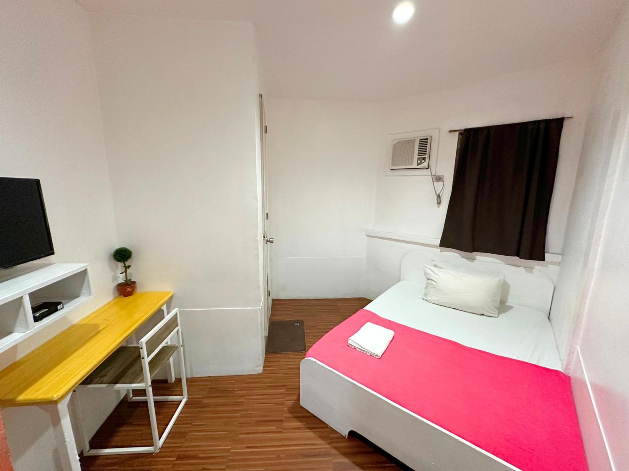 Dormitelsph Espana Manila Dış mekan fotoğraf